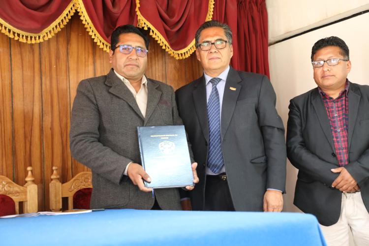 ENTREGAN  PLAN ESTRATÉGICO INSTITUCIONAL DE LA MUNICIPALIDAD DISTRITAL DE TARACO 
